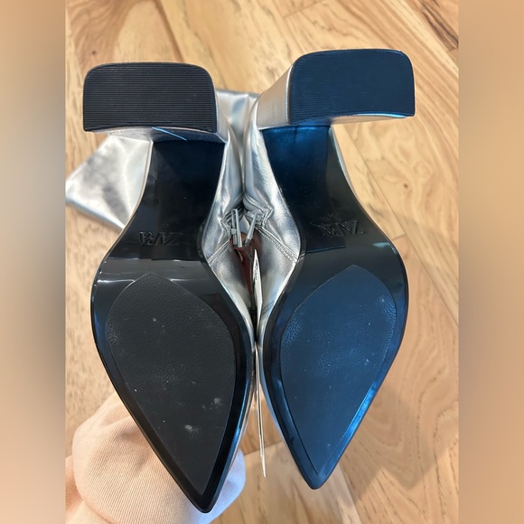 NWT Zara metallic boot - Picture 7 of 8